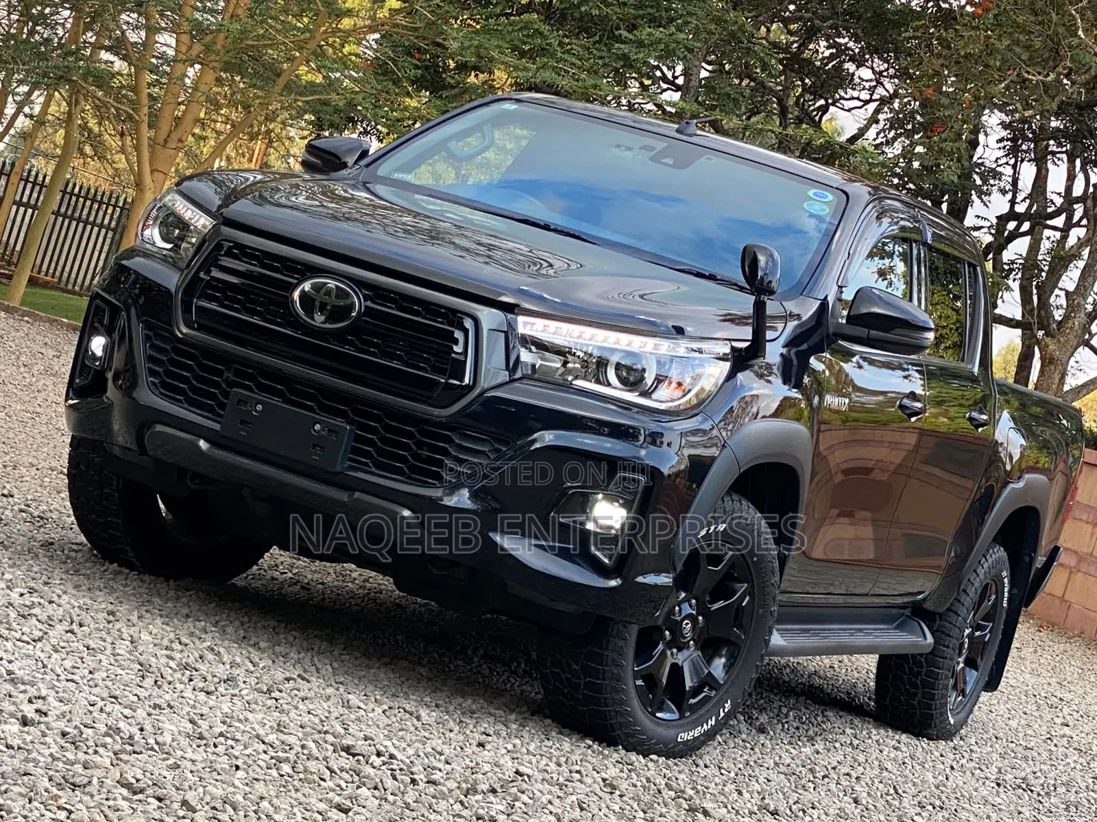 Toyota Hilux 2019 Black