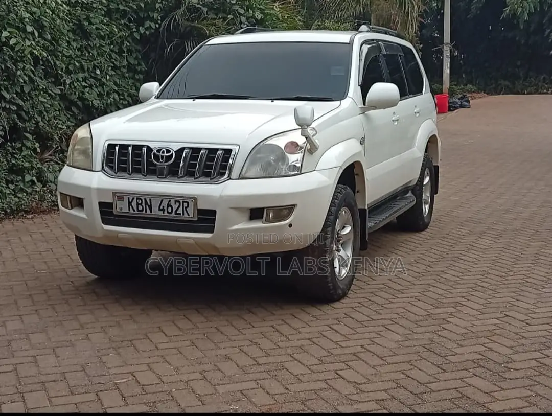 Toyota Land Cruiser Prado 2003 White