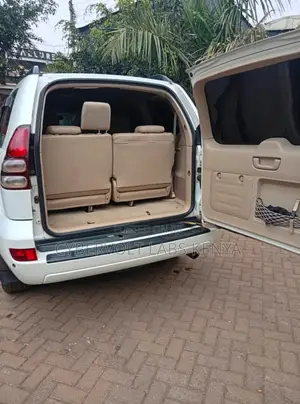 Toyota Land Cruiser Prado 2003 White