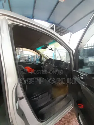 Nissan Serena 2008 Silver