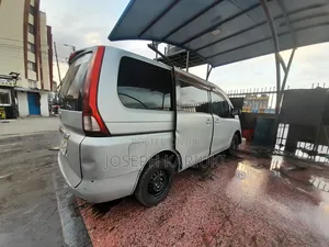 Nissan Serena 2008 Silver