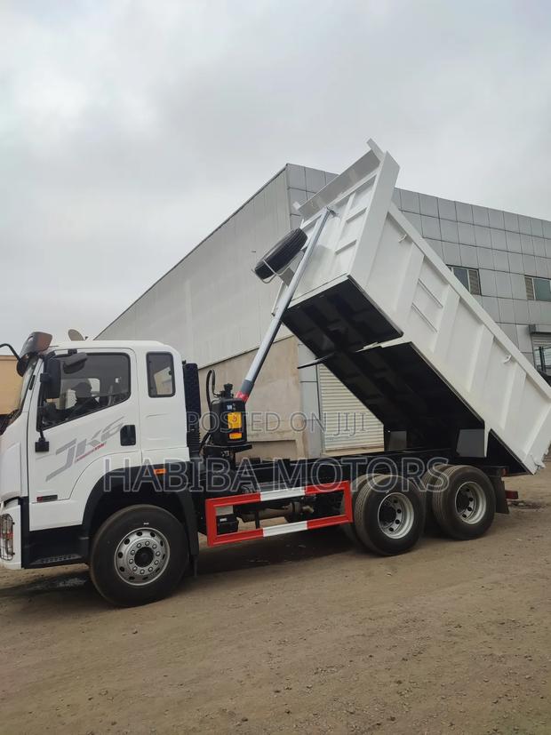 Faw 15ton Tipper - thumbnail 3