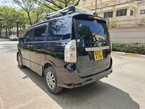 Toyota Voxy 2011 Black