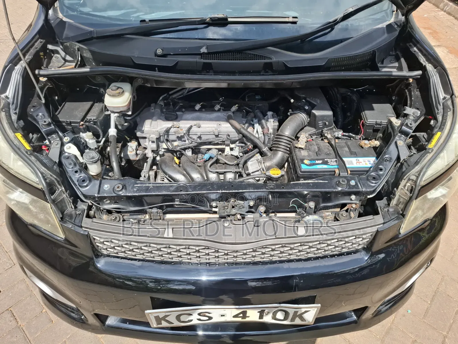 Toyota Voxy 2011 Black