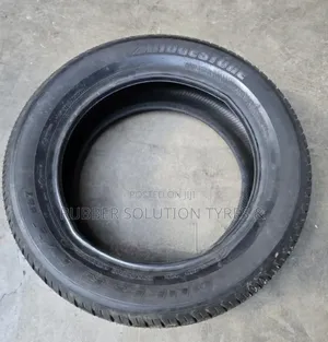235 /55 R18 Bridgestone Tyres 100w Alenza 001