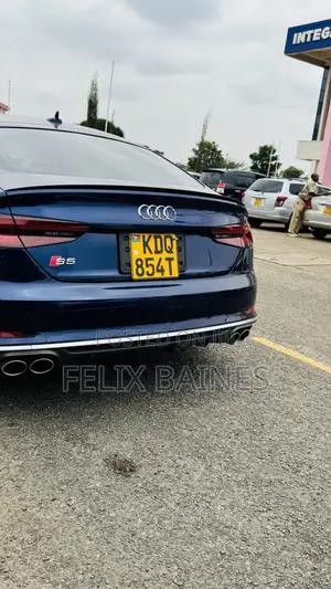 Audi S5 3.0T Premium AWD quattro Sportback 2019 Blue