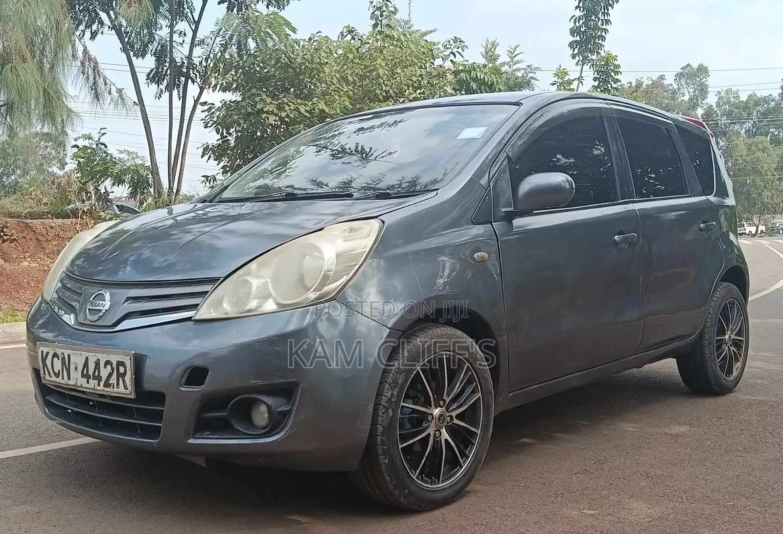 Nissan Note 2010 Gray