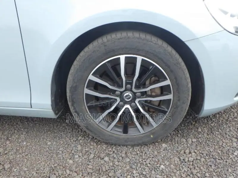 Volvo V40 2019 Blue