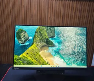 Desktop Computer Lenovo ThinkCentre M715 8GB AMD Ryzen 5 SSD 256GB