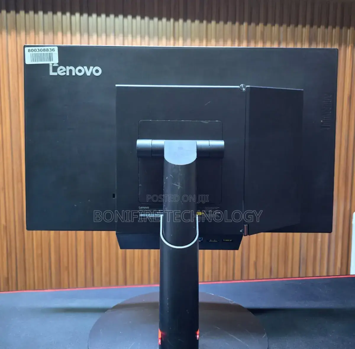 Desktop Computer Lenovo ThinkCentre M715 8GB AMD Ryzen 5 SSD 256GB