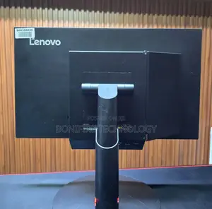 Desktop Computer Lenovo ThinkCentre M715 8GB AMD Ryzen 5 SSD 256GB