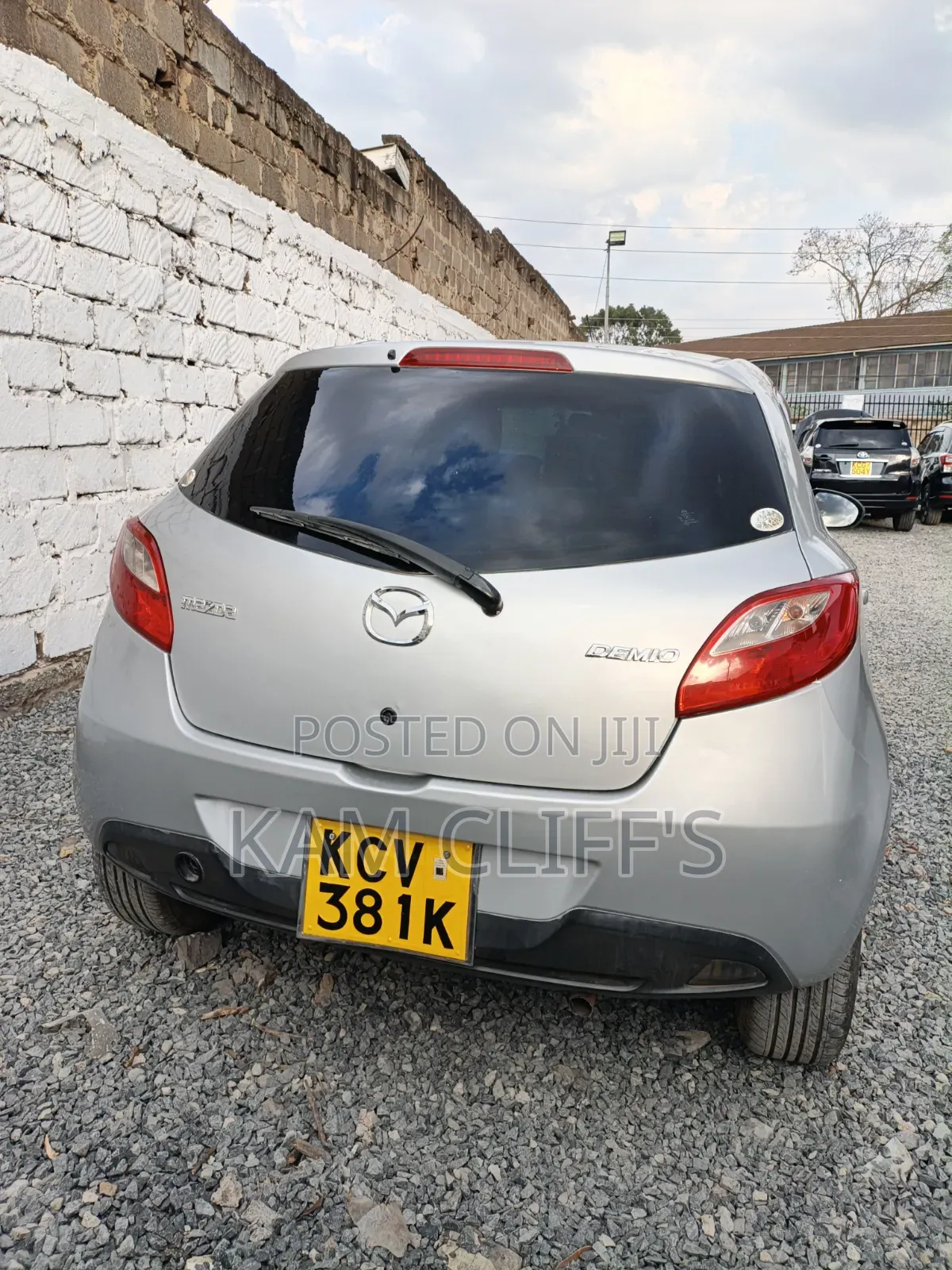 Mazda Demio 2012 Silver