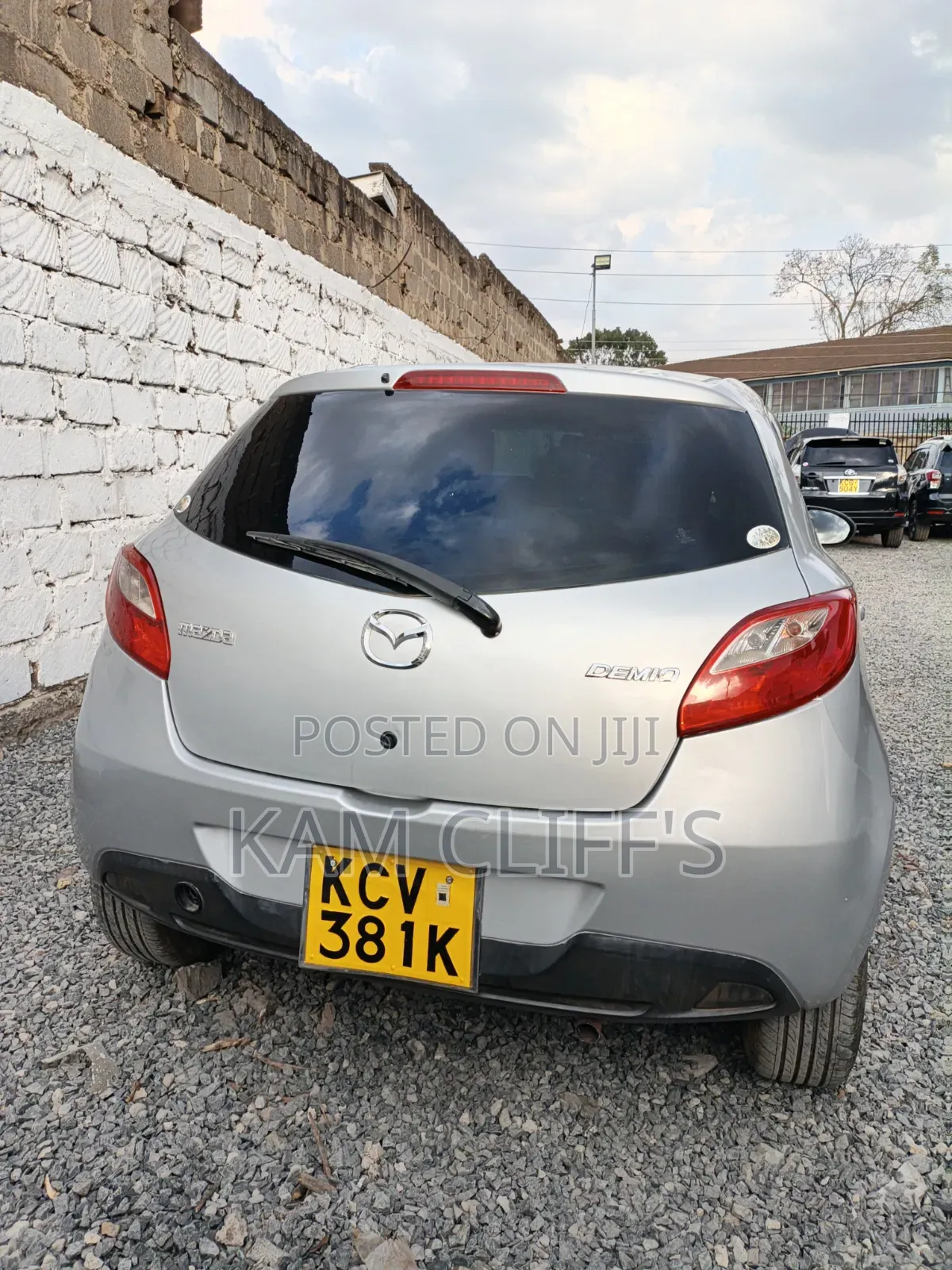 Mazda Demio 2012 Silver