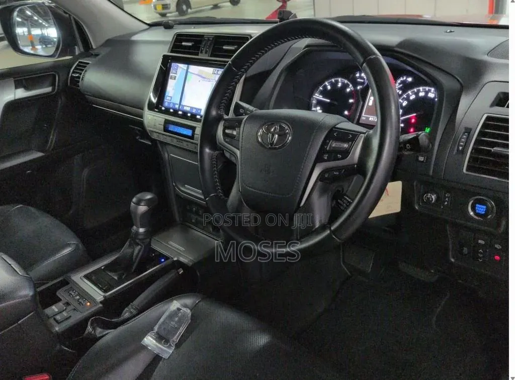 Toyota Land Cruiser Prado 2019 Red