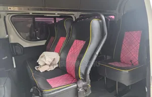 Toyota HiAce 2012 White