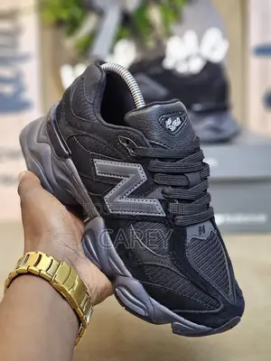 New Balance 1000