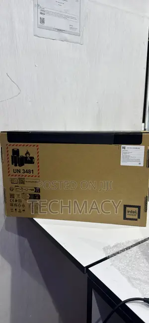 New Laptop HP OmniBook 5 Flip 14-fp0023dx 16GB Intel Core 7 SSD 512GB