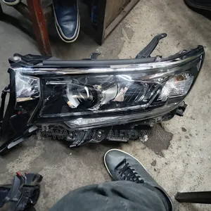Prado165 2019 Headlight Zenon LHS