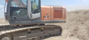 Hitachi 200