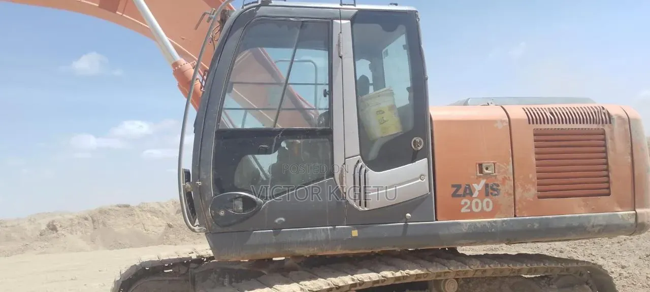 Hitachi 200