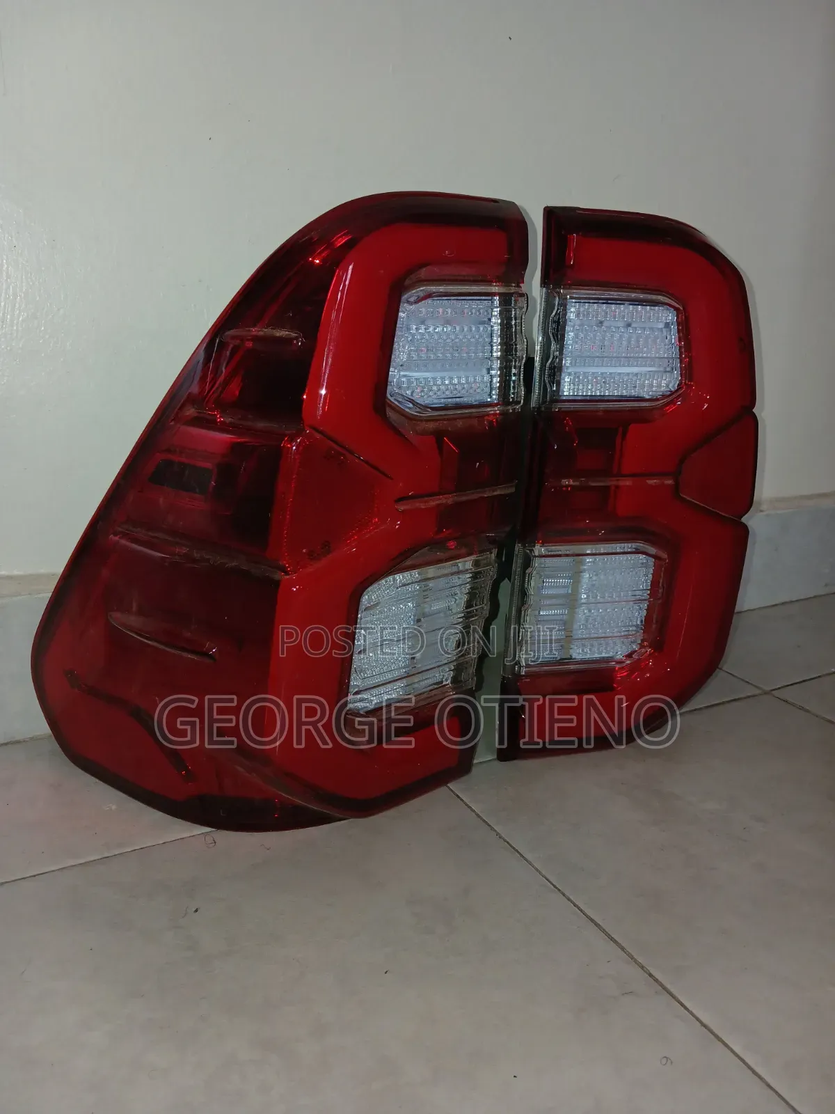 HILUX 2021 Tail Lights