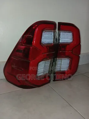 HILUX 2021 Tail Lights