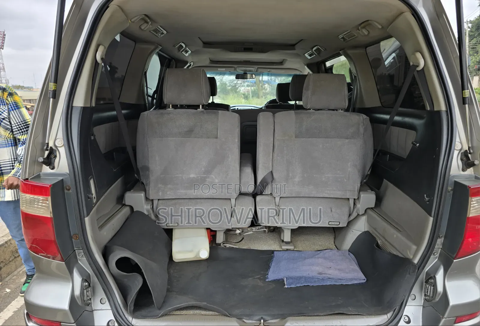 Toyota Alphard 2005 Silver