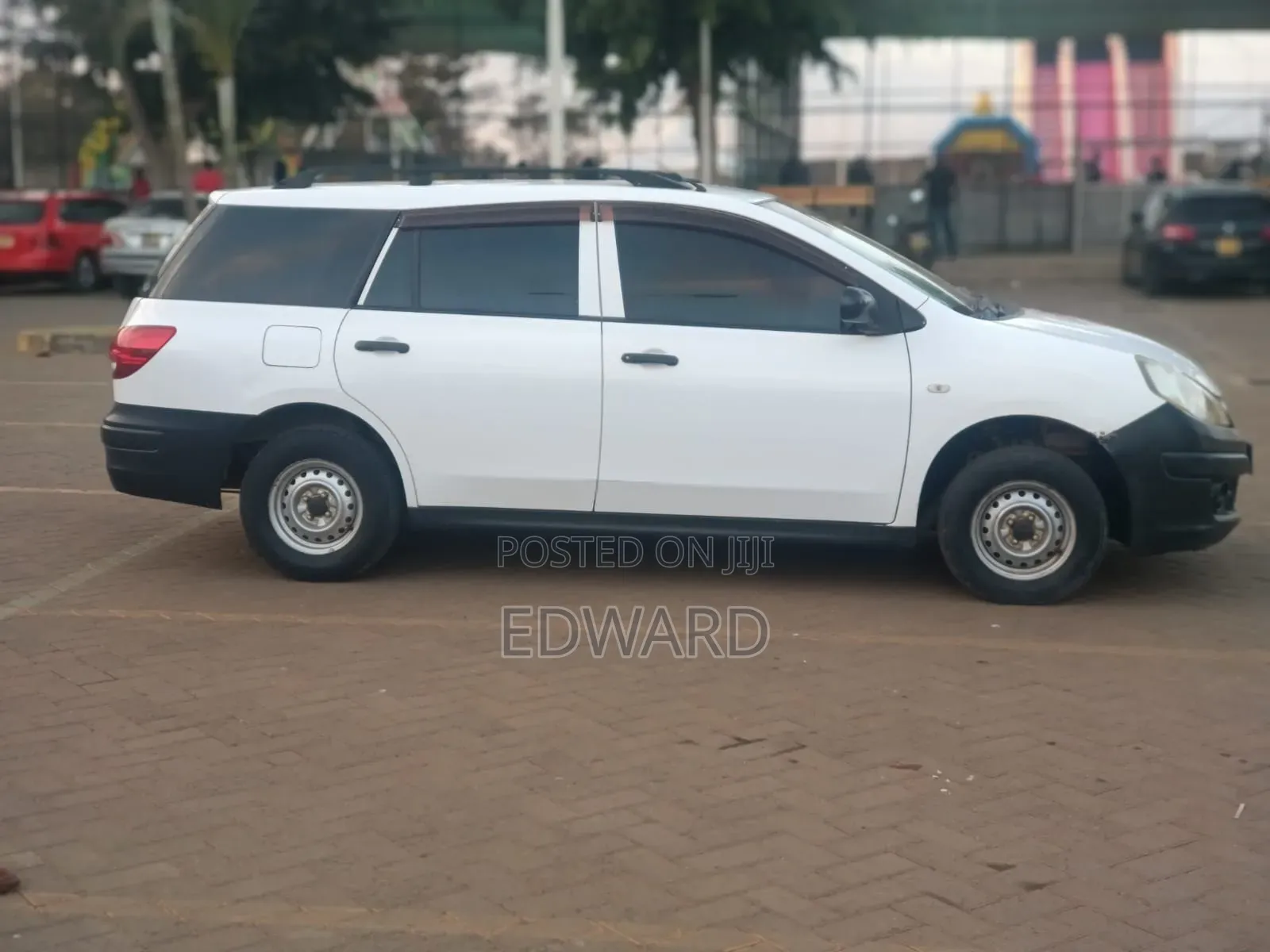 Nissan Advan 2014 White