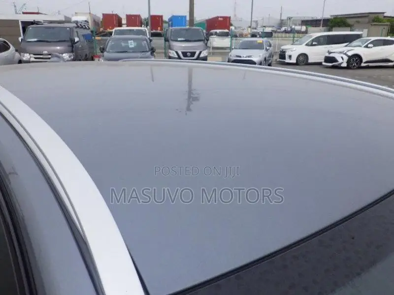 Volvo V60 2019 Gray