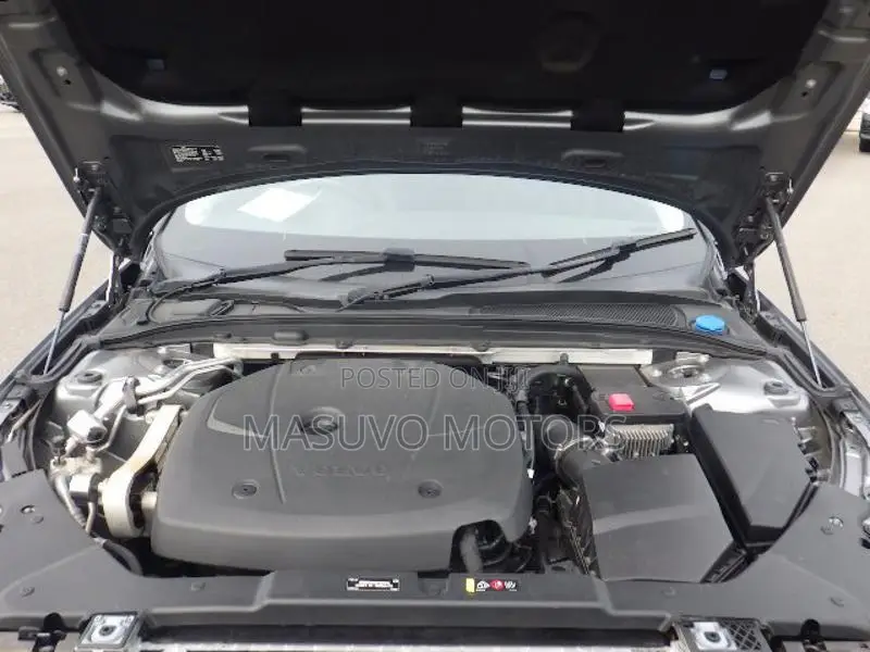 Volvo V60 2019 Gray