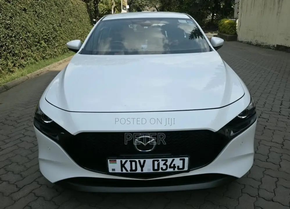 Mazda Axela 2019 White