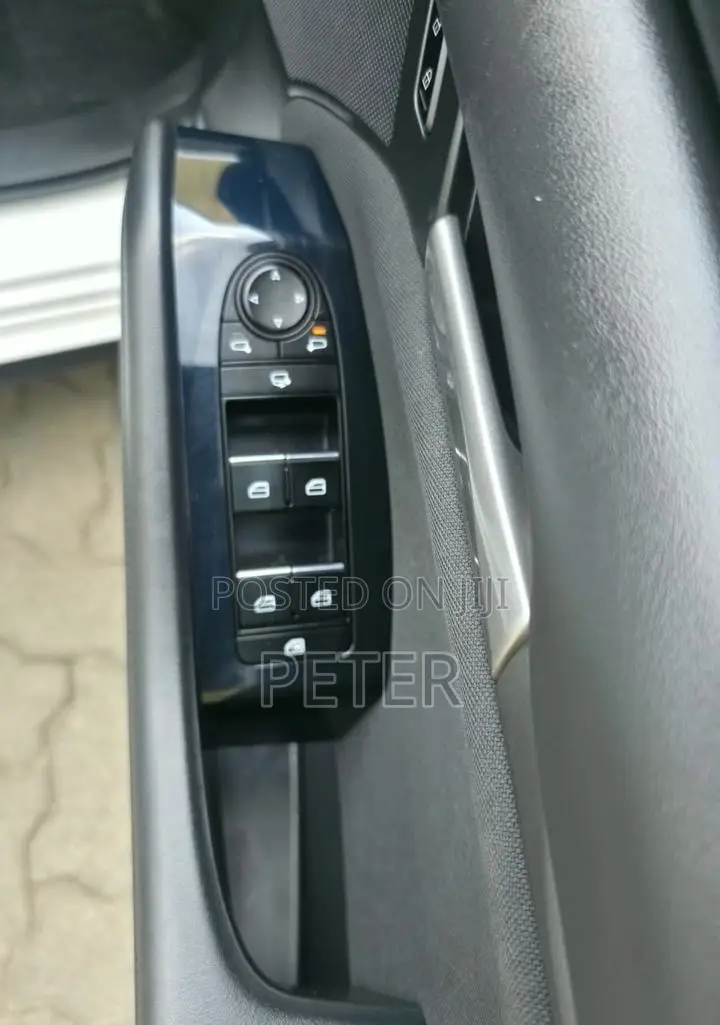 Mazda Axela 2019 White