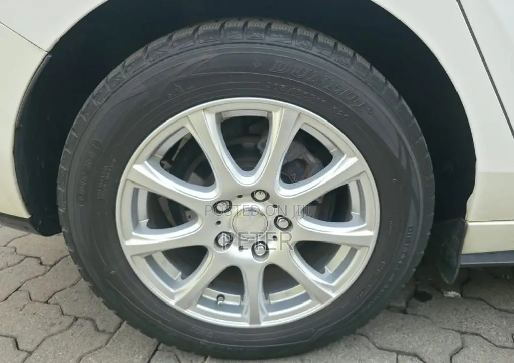 Mazda Axela 2019 White