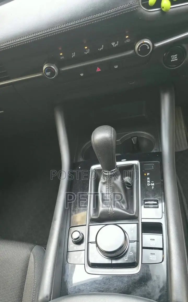 Mazda Axela 2019 White