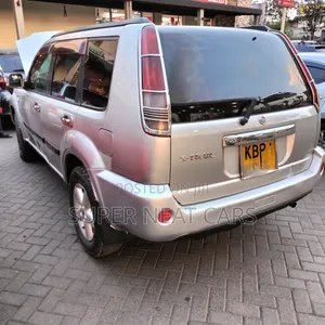 Nissan X-Trail 2004 Silver