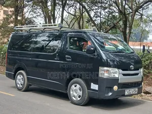 Toyota HiAce 2016 White