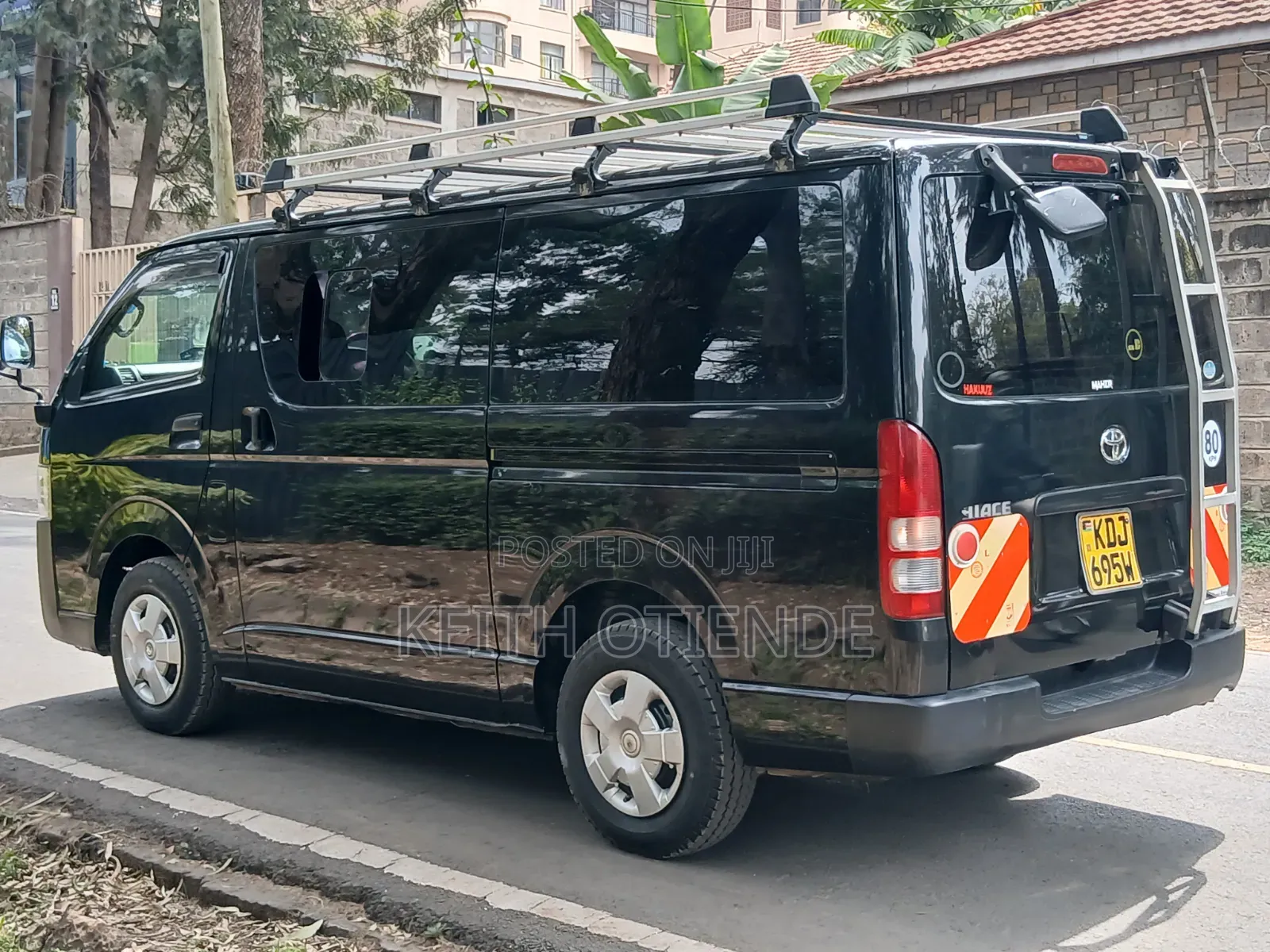 Toyota HiAce 2016 White
