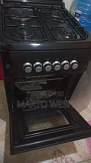 Bruhm 4 Burnner Cooker With Oven.