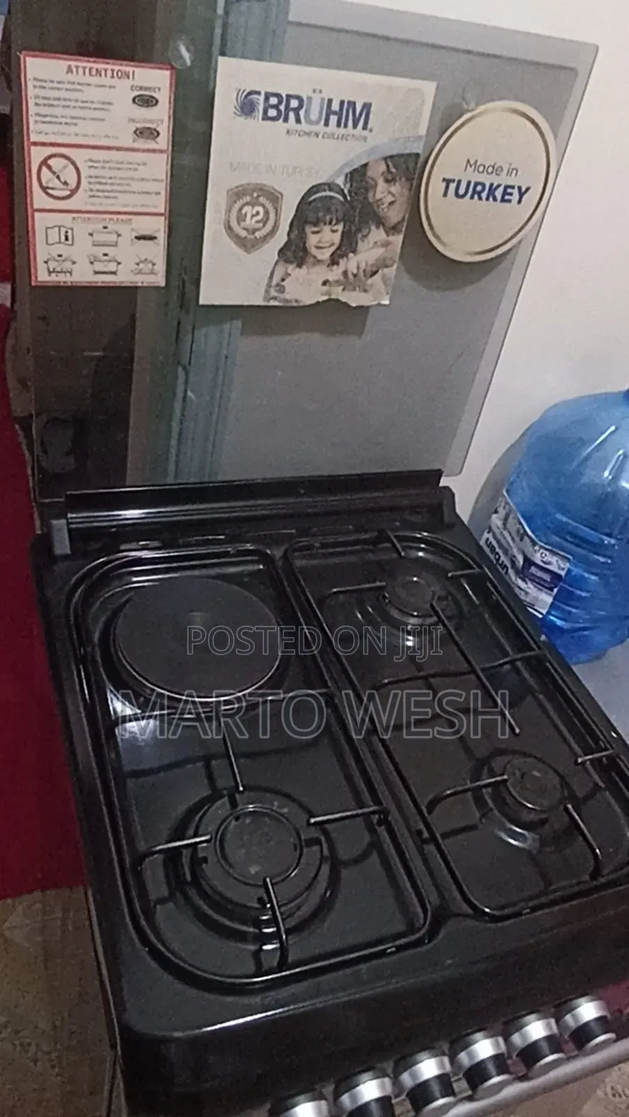 Bruhm 4 Burnner Cooker With Oven.