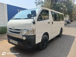 Toyota HiAce 2016 White