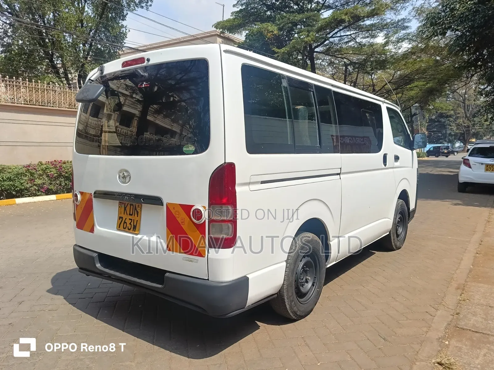 Toyota HiAce 2016 White