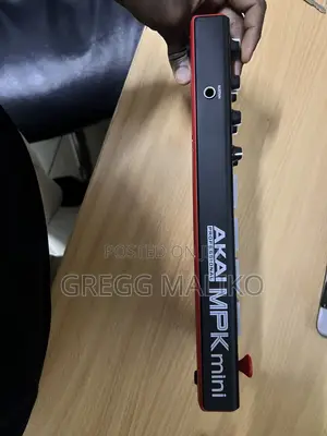 Akai Mini Midi Keyboard