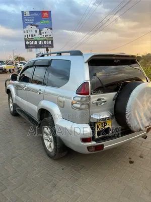Toyota Land Cruiser Prado 2005 Gray