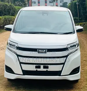 Toyota Noah 2.0 FWD (8 Seater) 2020 White