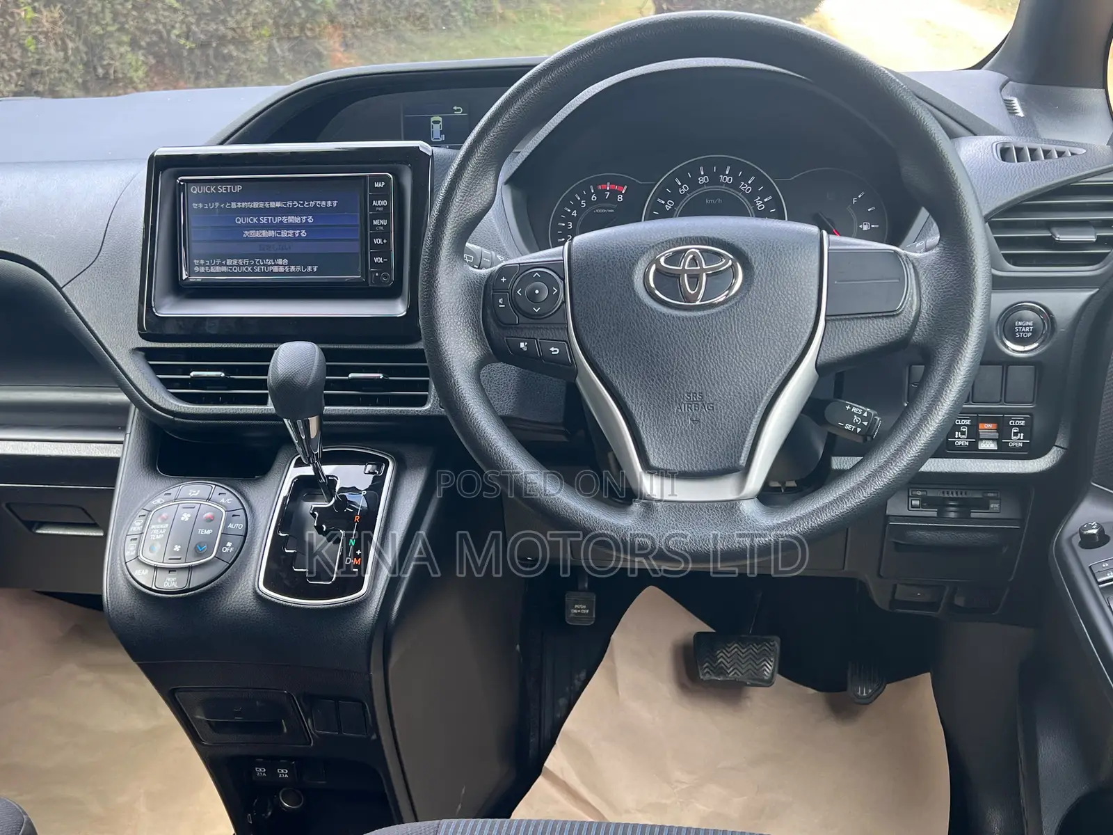 Toyota Noah 2.0 FWD (8 Seater) 2020 White