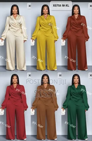Two Piece Set Very Classy and Giving Rich Aunty Vibes
