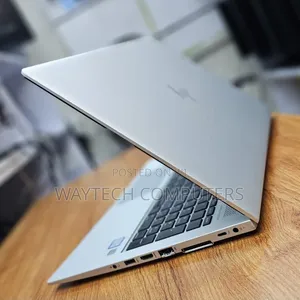 Laptop HP 15-dy1031wm 8GB Intel Core i5 SSD 256GB