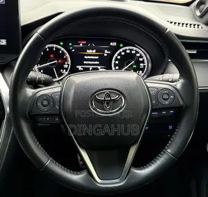 Toyota Harrier 2.0 2020 White