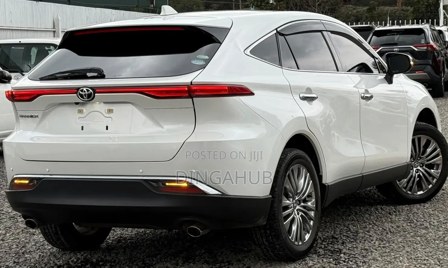 Toyota Harrier 2.0 2020 White