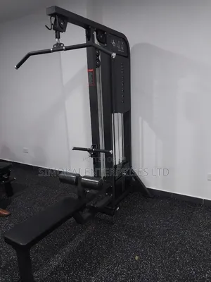 Heavy Duty Commercial Lat Pulldown Sitted